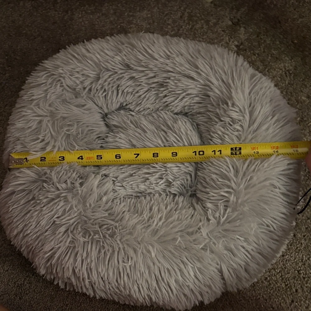 Small Fluffy Gray Pet Bed!